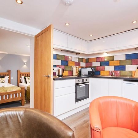 Number 57 - Self Check-In, Self-Catering Apartment For East Midlands Airport Kegworth Exterior photo