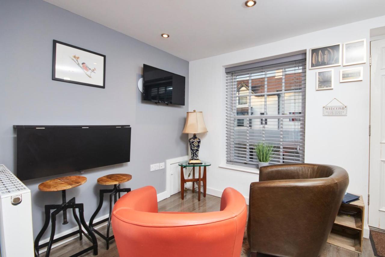 Number 57 - Self Check-In, Self-Catering Apartment For East Midlands Airport Kegworth Exterior photo